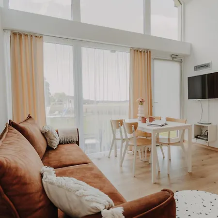 Holiday home Stylowe Milo Tu Szczenurze